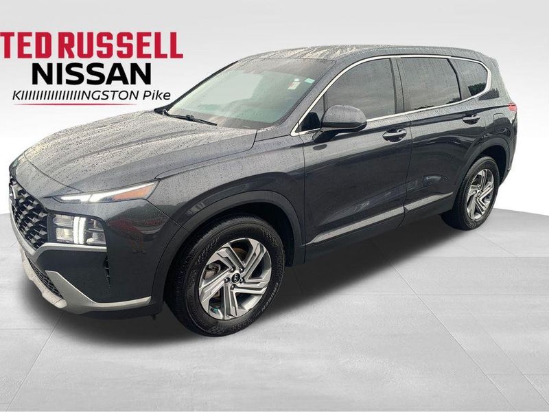 2021 Hyundai Santa Fe — a typically priced live listing