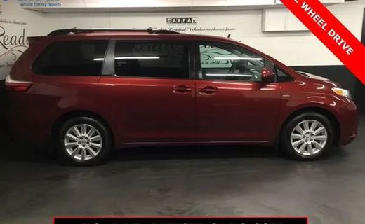 2017 Toyota Sienna LE