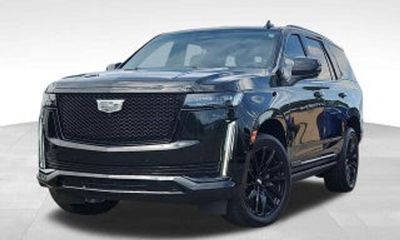 2023 Cadillac Escalade Sport