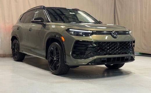 2026 Volkswagen Tiguan 4MOTION SE Black