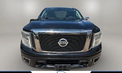 2017 Nissan Titan SV