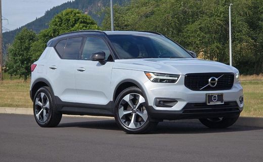 2020 Volvo XC40
