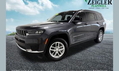 2023 Jeep Grand Cherokee L Laredo Altitude
