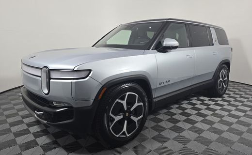 2024 Rivian R1S Adventure