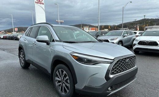 2024 Toyota Corolla Cross XLE