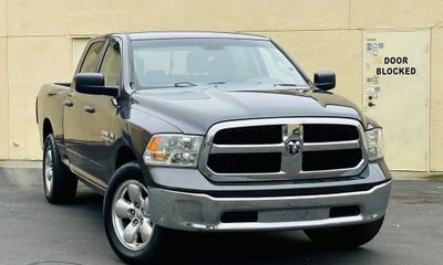2019 Ram 1500 SLT