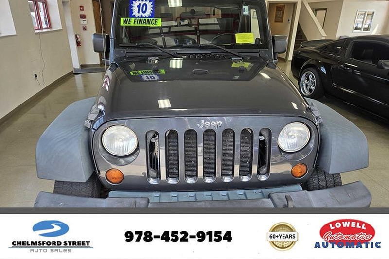 2010 Jeep Wrangler — a typically priced live listing