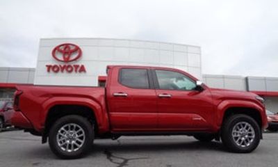 2024 Toyota Tacoma TRD OFF Road