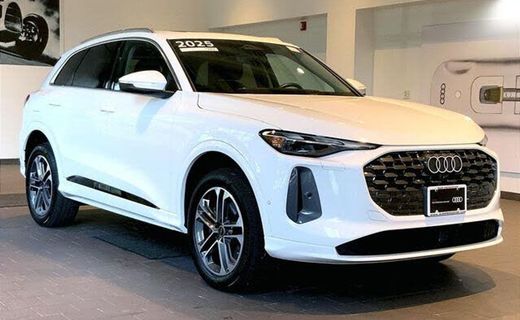 2025 Audi Q5 Quattro Premium