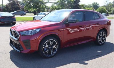 2025 BMW X2 M35I