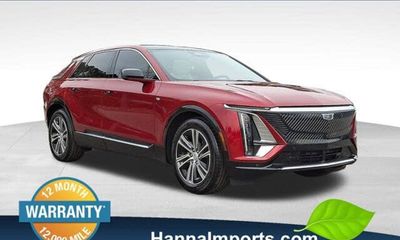 2024 Cadillac Lyriq LUX 1