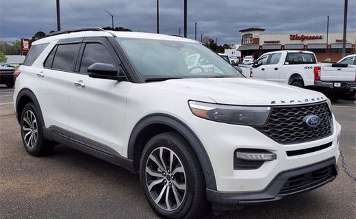 2020 Ford Explorer ST