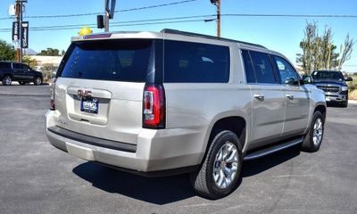 2017 GMC Yukon XL SLT