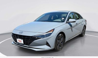 2022 Hyundai Elantra Blue