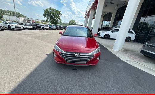 2019 Hyundai Elantra SE