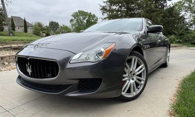 2016 Maserati Quattroporte Essence