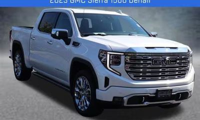2023 GMC Sierra Denali