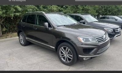 2016 Volkswagen Touareg Sport FSI Only