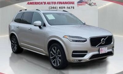 2018 Volvo XC90 Momentum