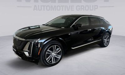 2024 Cadillac Lyriq LUX 1