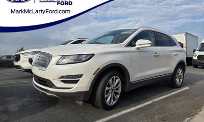 2019 Lincoln MKC Select