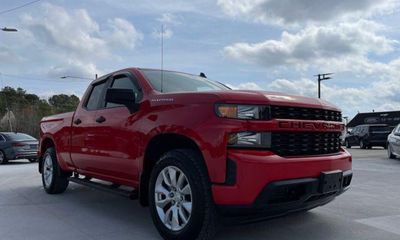 2020 Chevrolet Silverado Custom