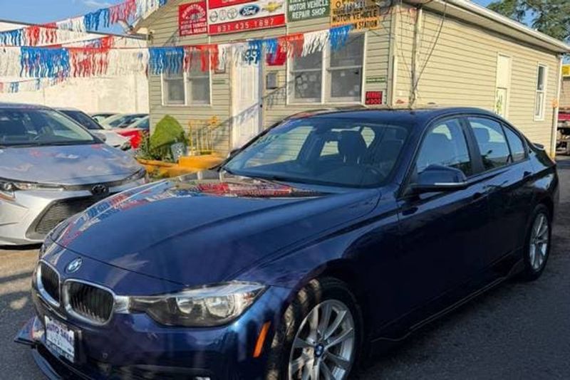2017 BMW 320i — a typically priced live listing