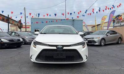 2022 Toyota Corolla LE