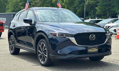 2023 Mazda CX-5 Premium Plus