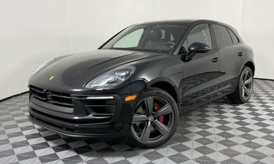 2026 Porsche Macan S