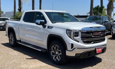 2023 GMC Sierra SLT