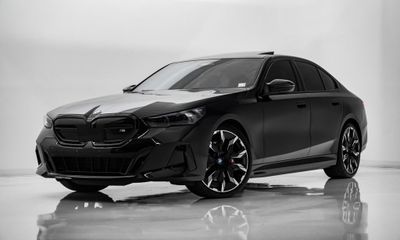 2024 BMW I5 M60