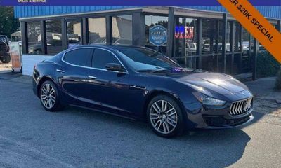 2018 Maserati Ghibli Base