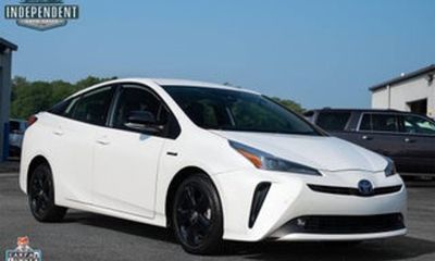 2021 Toyota Prius LE