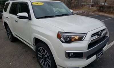 2023 Toyota 4RUNNER SR5 Prem