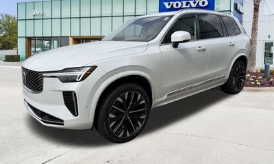 2026 Volvo XC90 Ultra Bright