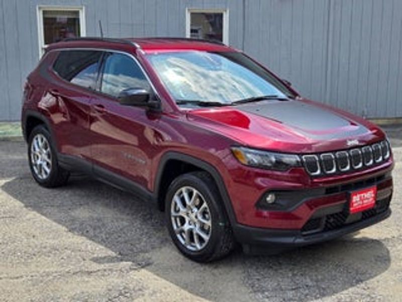 2022 Jeep Compass — a typically priced live listing