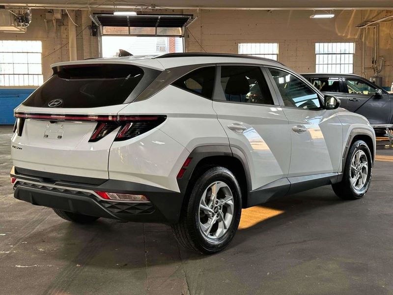 2022 Hyundai Tucson — a typically priced live listing