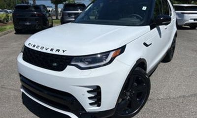 2026 Land Rover Discovery P360 Dynamic SE
