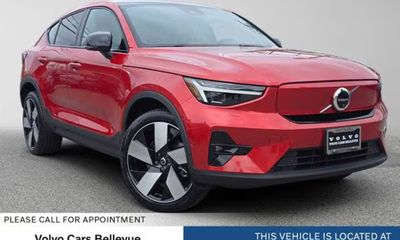 2023 Volvo C40 Ultimate Dark