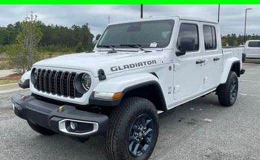 2026 Jeep Gladiator Sport