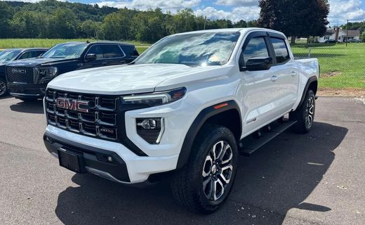 2024 GMC Canyon AT4