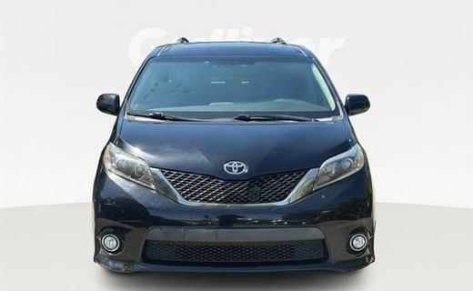 2015 Toyota Sienna SE