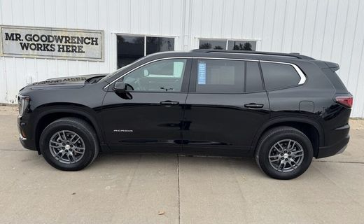 2025 GMC Acadia Elevation