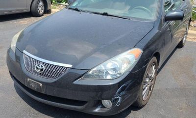 2006 Toyota Camry Solara SE V6