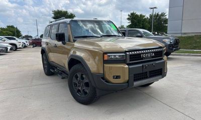 2024 Toyota Land Cruiser Base