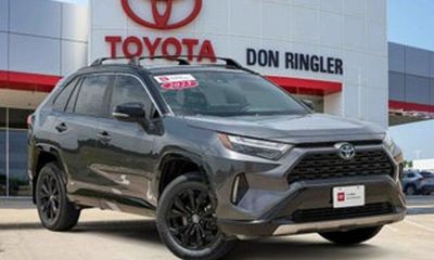 2023 Toyota RAV4 XLE