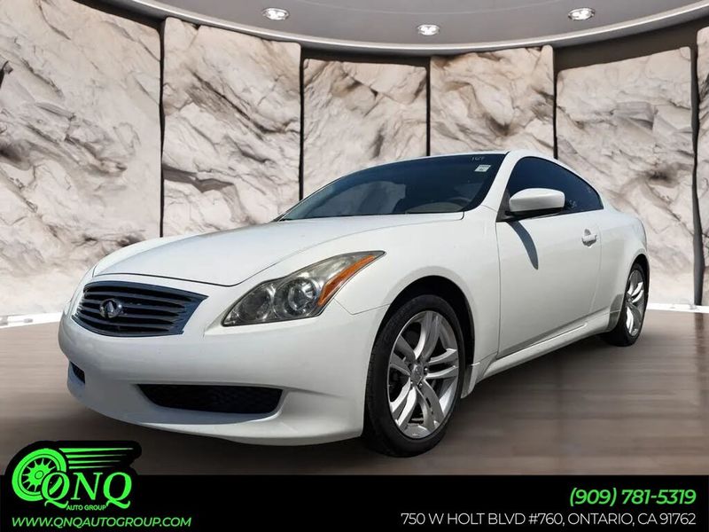 2010 Infiniti G37 — a typically priced live listing