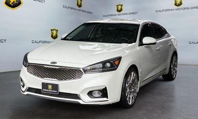 2019 Kia Cadenza Premium Base