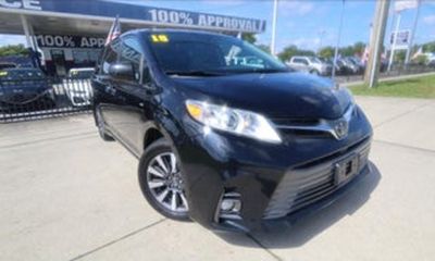2018 Toyota Sienna XLE Premium LTD